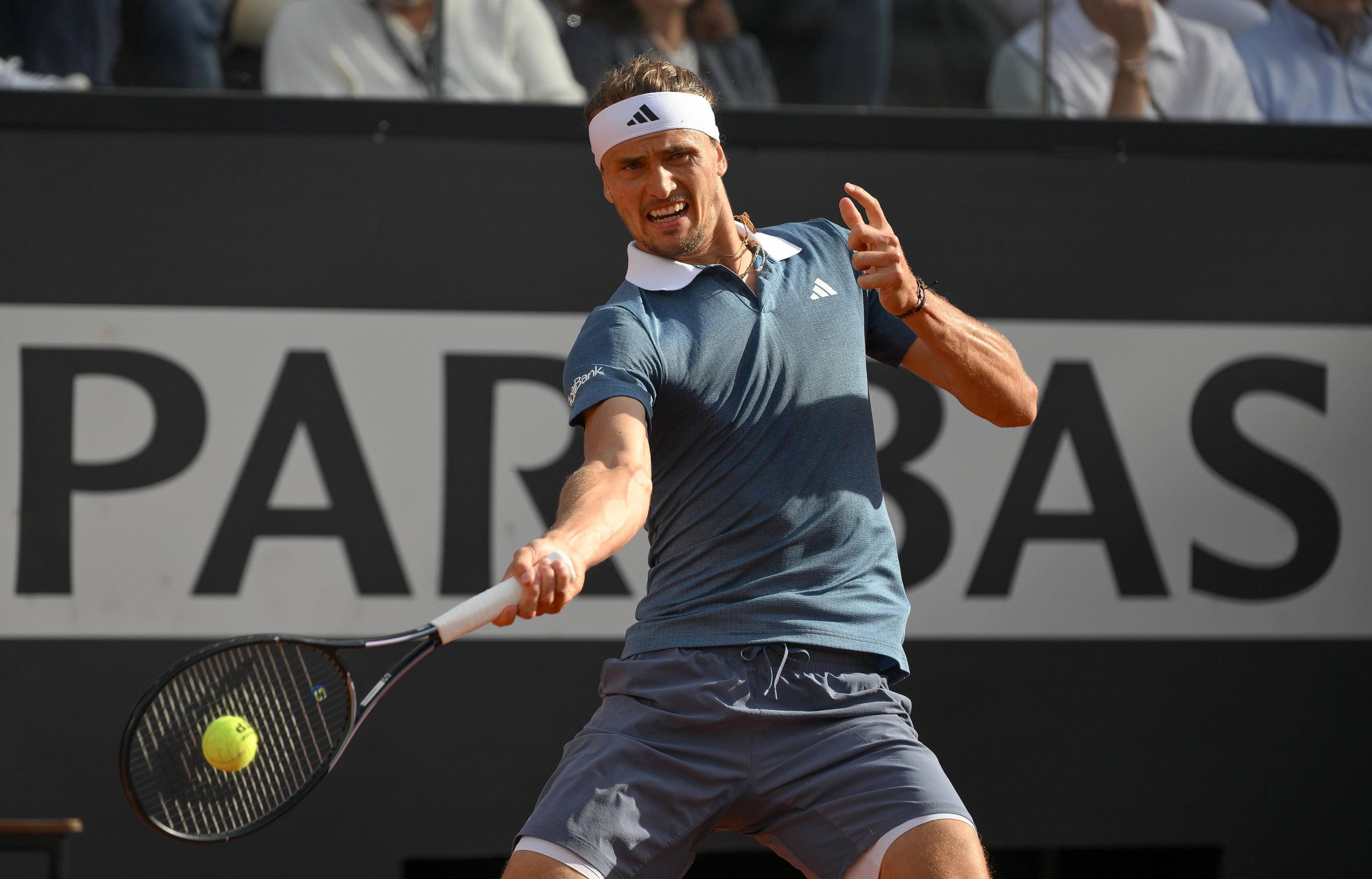 米兰体育官方网站-世界网球队翻盘法国网球队，兹维列夫打破历史纪录的简单介绍