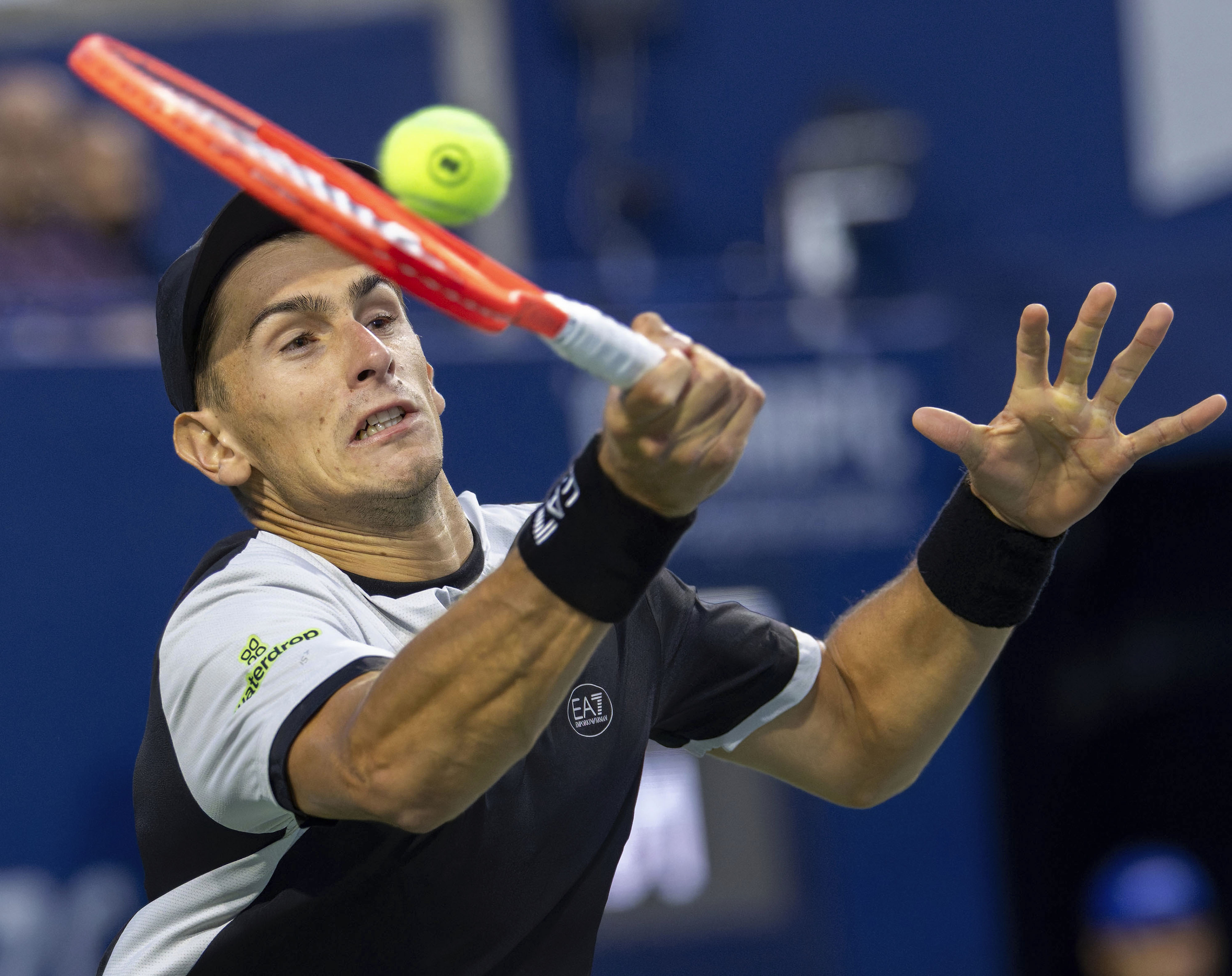 美国网球队血洗西班牙网球队,兹维列夫送出助攻的简单介绍 美国网球队血洗西班牙网球队,兹维列夫送出助攻的简单介绍