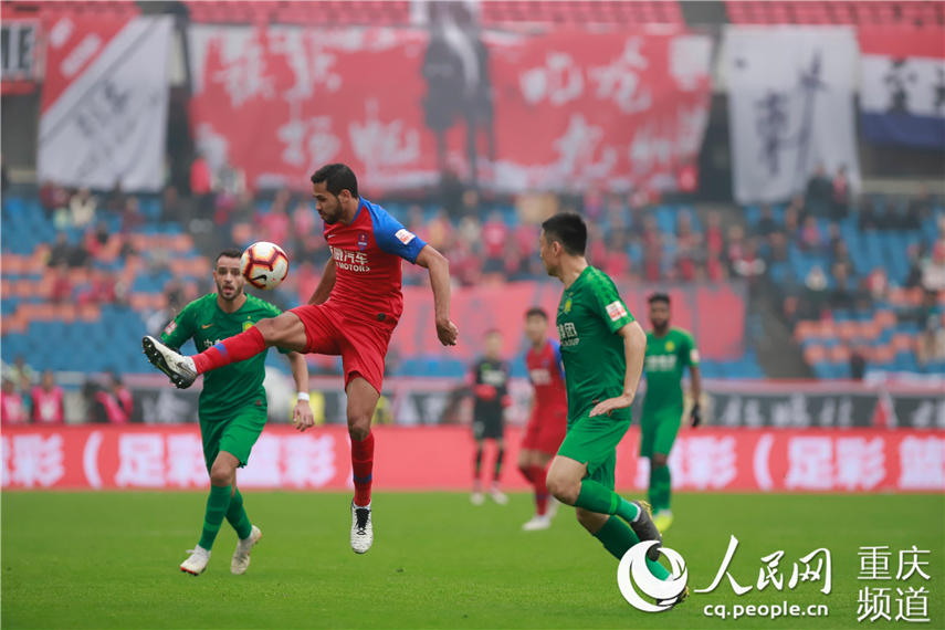 米兰体育-扎实防守反攻成功,重庆斯威夺得关键胜利的简单介绍
