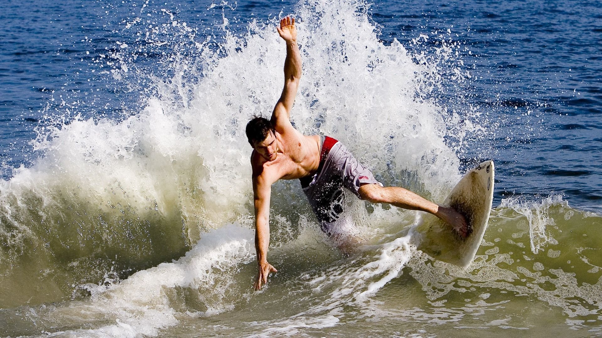 巴尔韦德爆发，德国关键战突围哥伦比亚