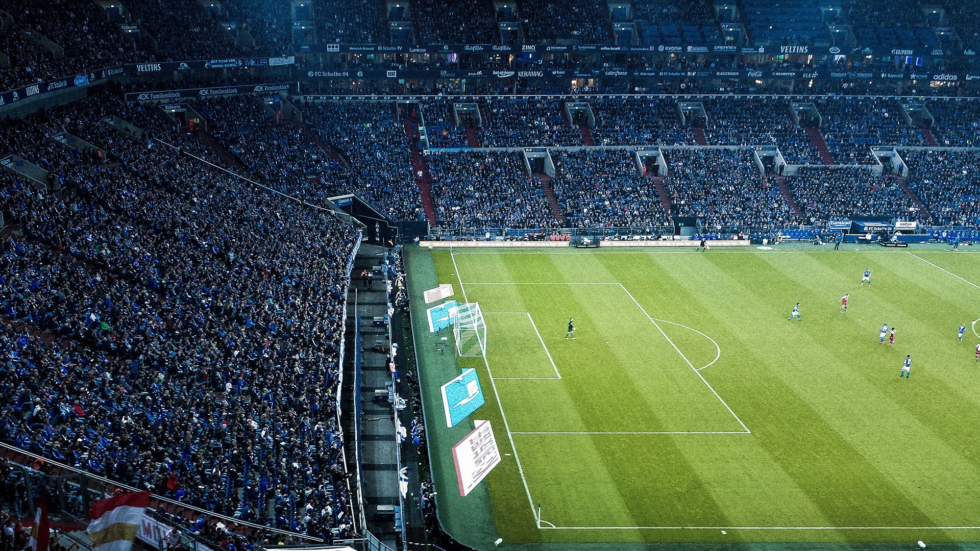 法比尼奥掌控全局，塞维利亚战术完胜哥伦比亚劲旅